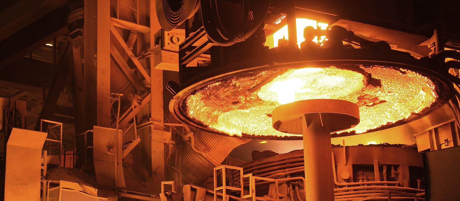 Bild från process i stålverk