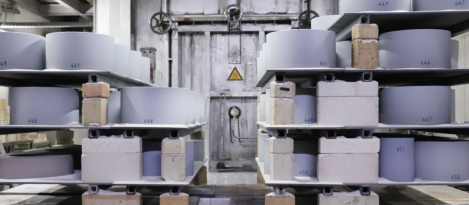 Bild på slipskivor under tillverkning