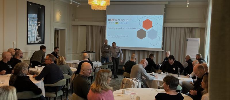 Personal på konferens